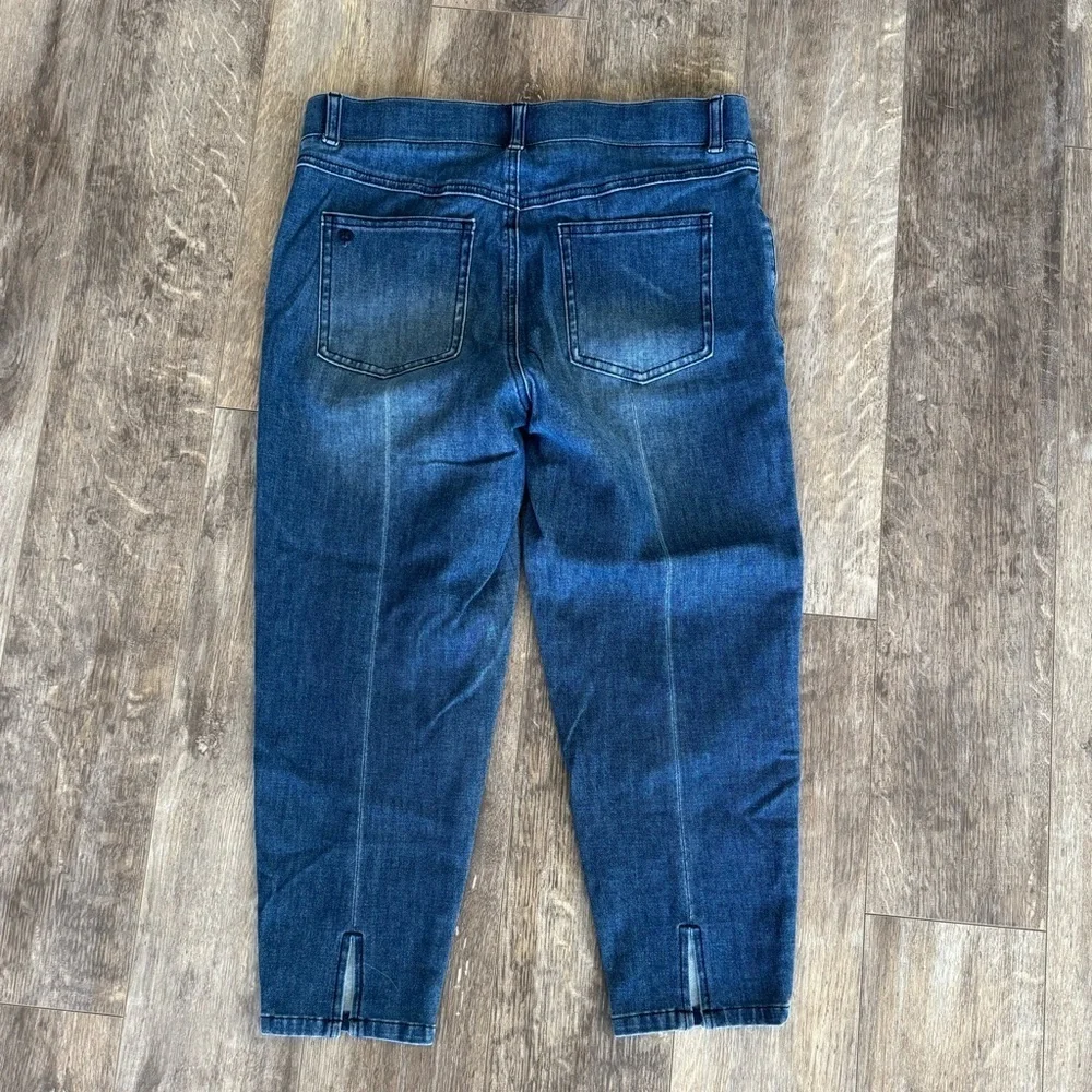 Betabrand Pull-On Elastic Waist Denim Capri Jeans - Medium Petite
